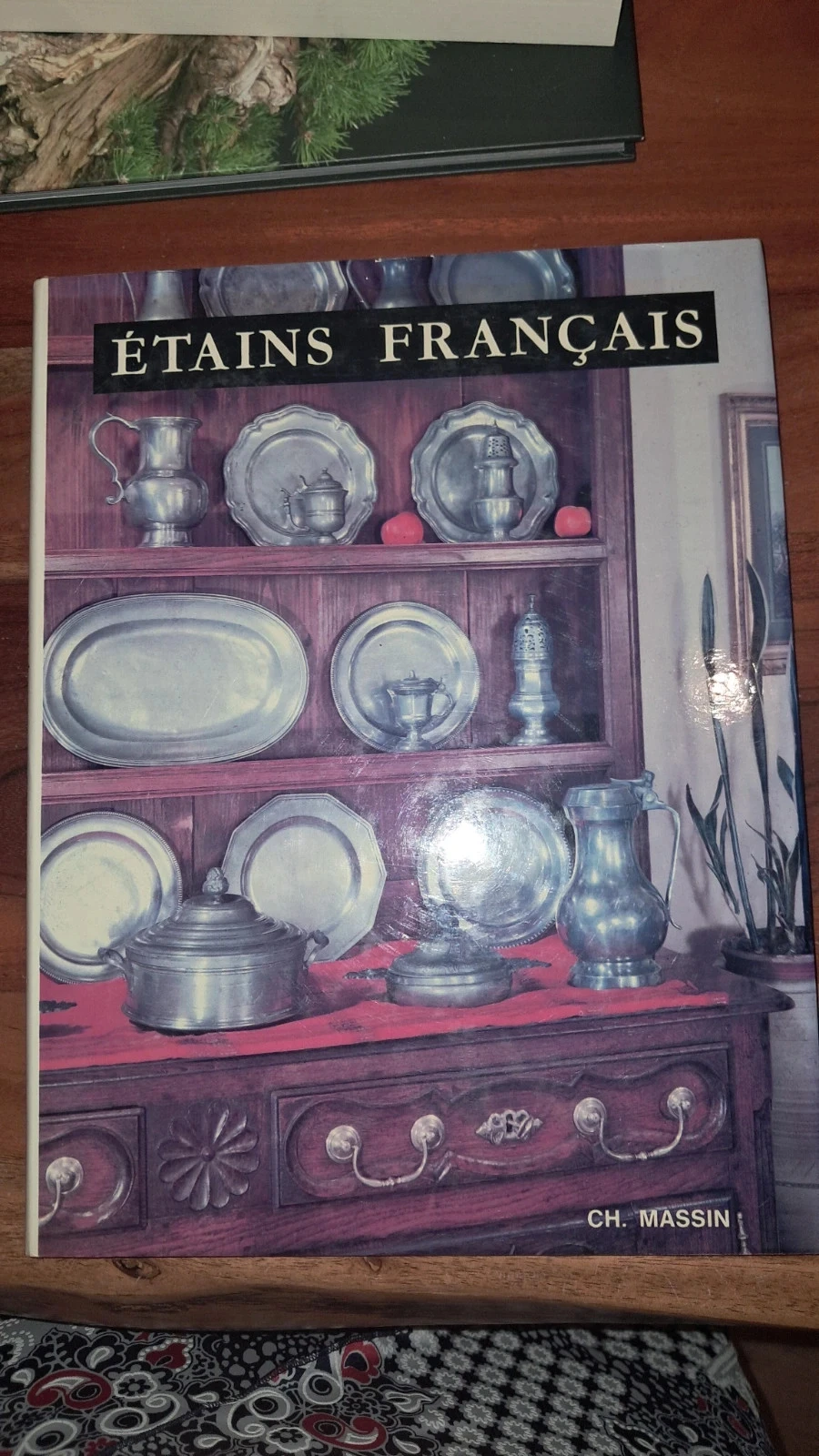 Livre Étains français éditions Charles Massin